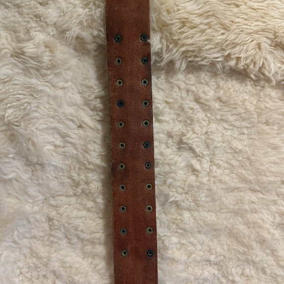 VTG Leather Bullet/Ammo Belt with brass rivets & brass removable belt buckle - Picture 13 of 14